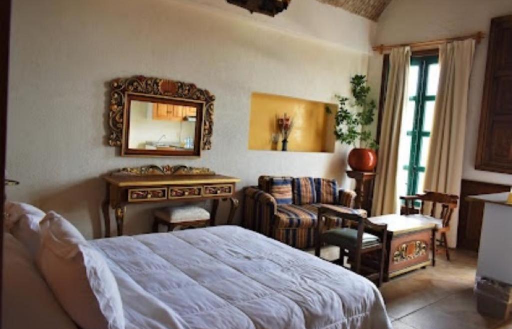 Hotel La Ermita Альенде Экстерьер фото
