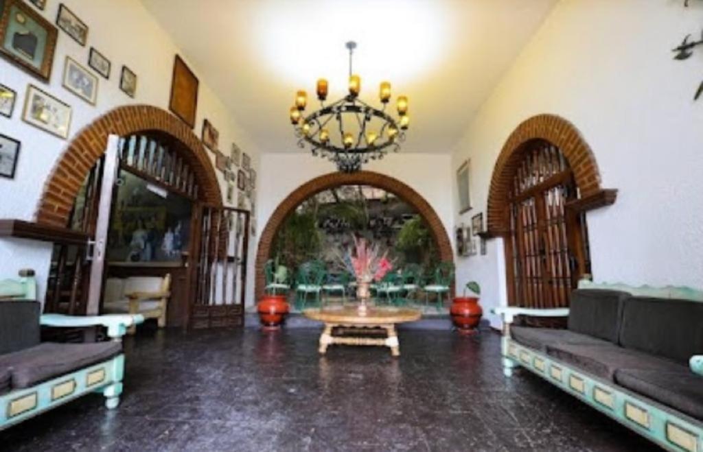 Hotel La Ermita Альенде Экстерьер фото