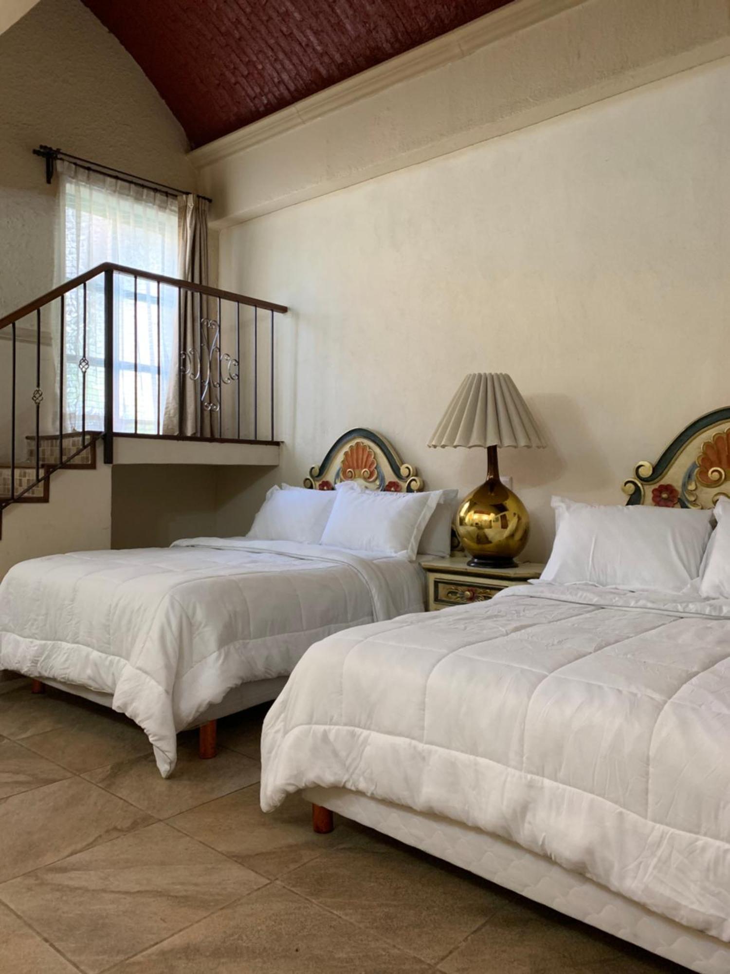 Hotel La Ermita Альенде Экстерьер фото