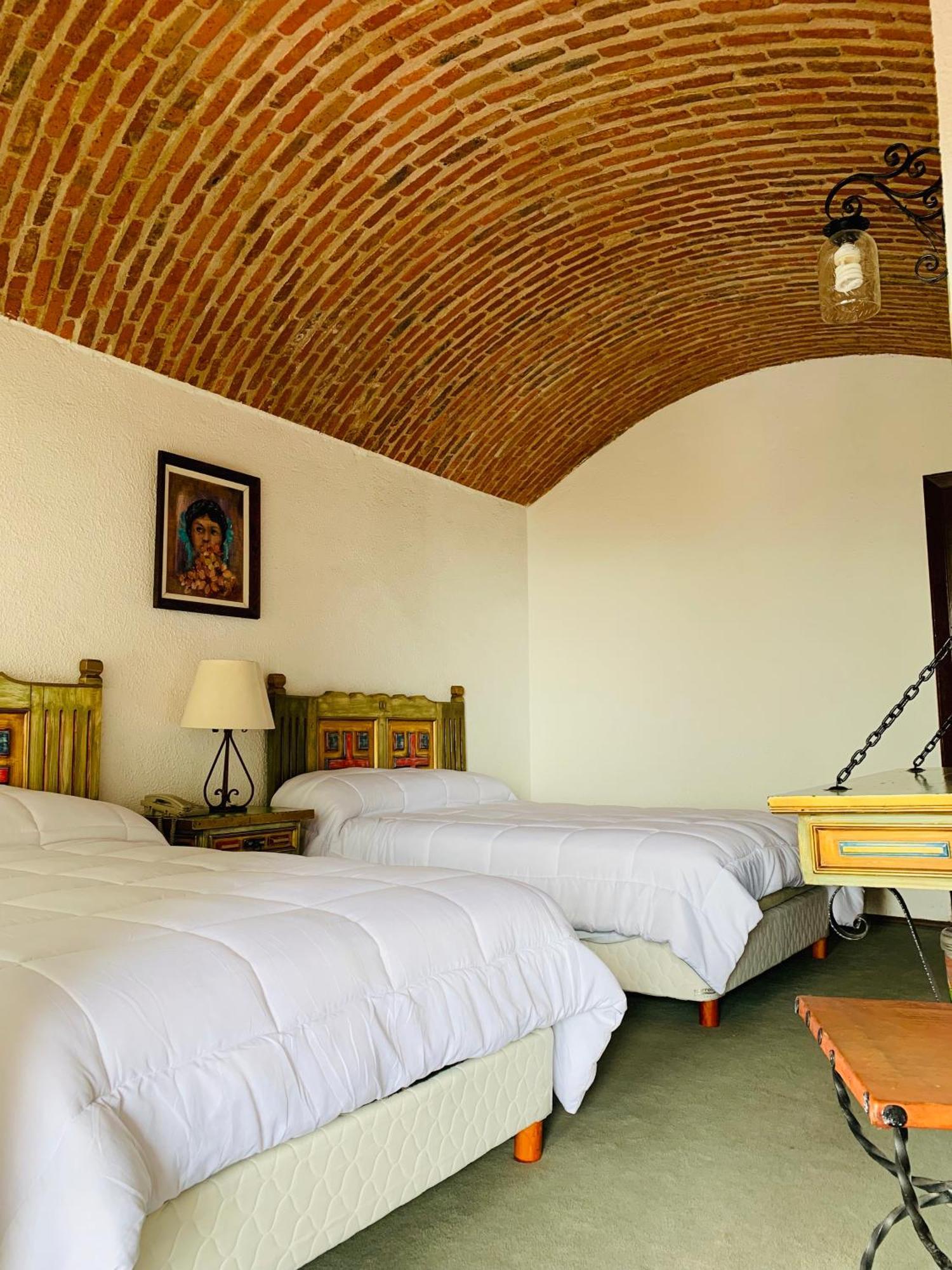 Hotel La Ermita Альенде Экстерьер фото