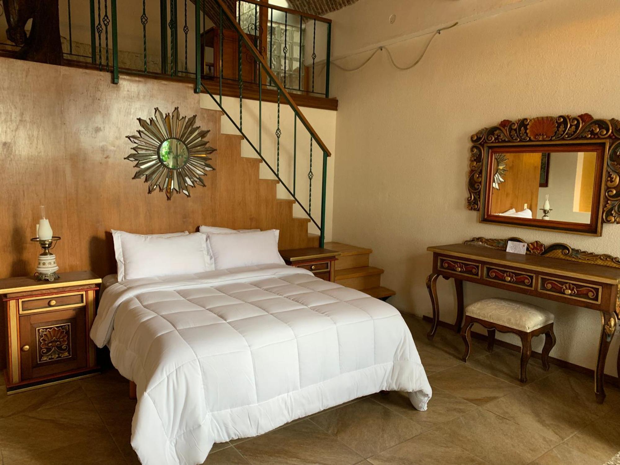 Hotel La Ermita Альенде Экстерьер фото