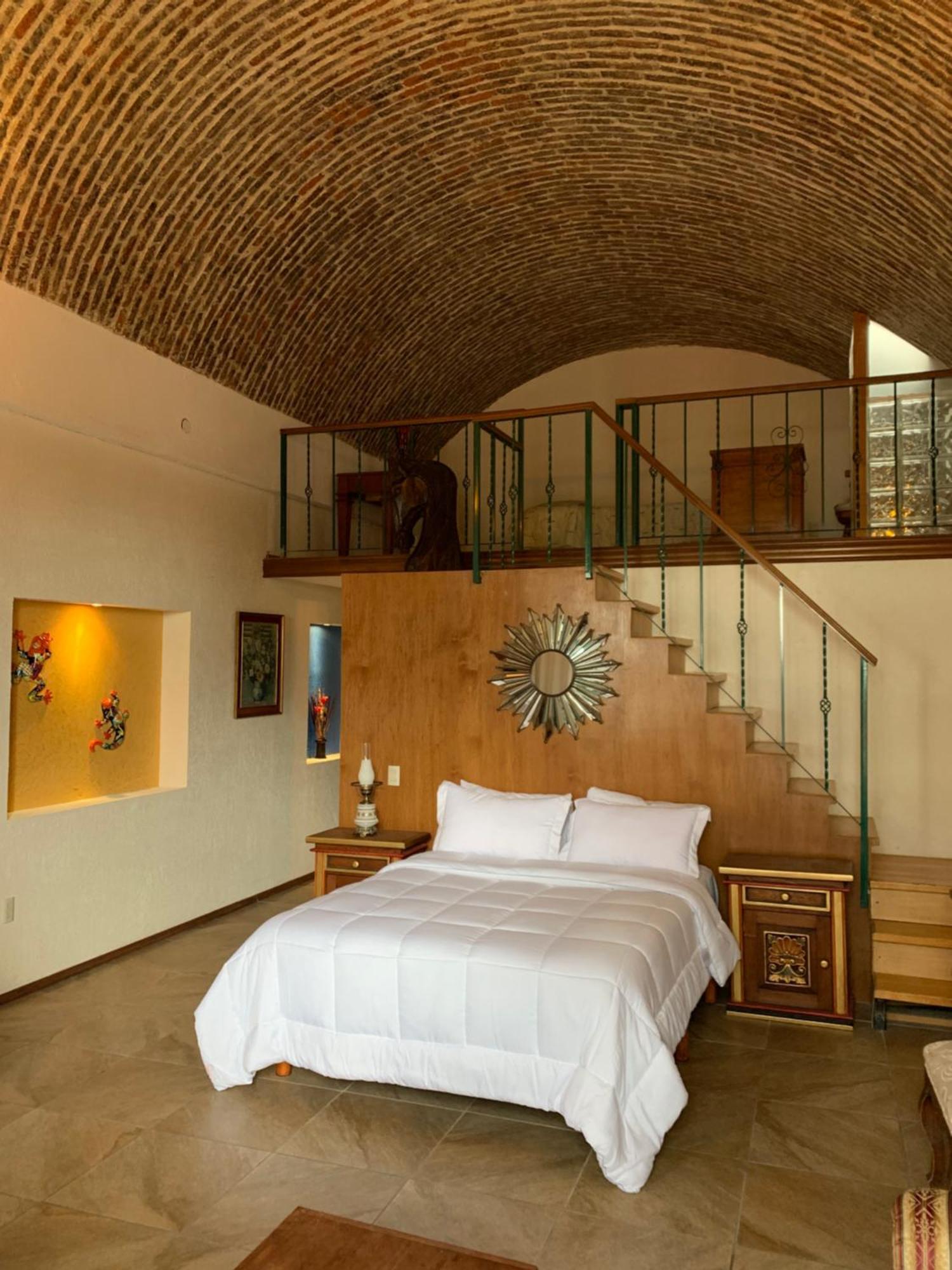 Hotel La Ermita Альенде Экстерьер фото